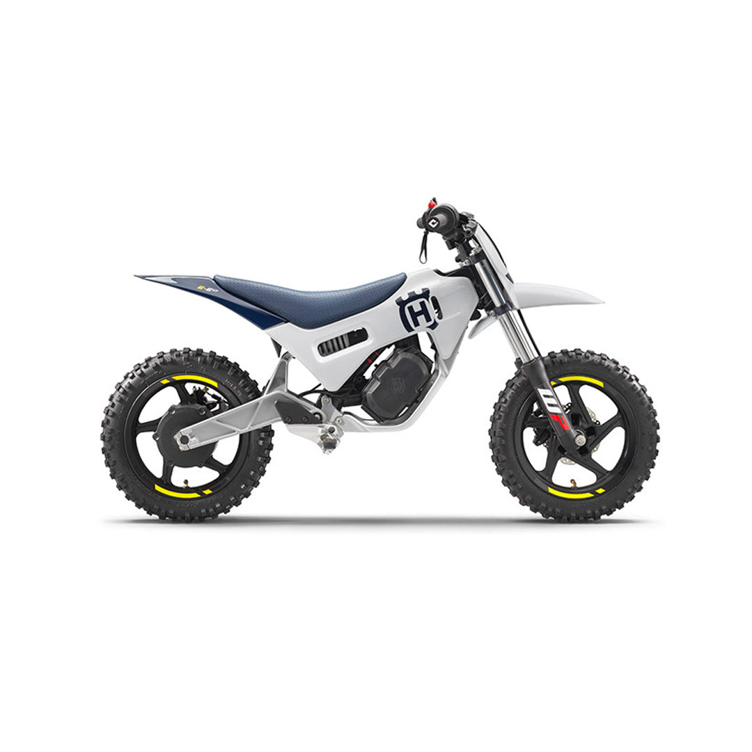 2025 Husqvarna Motorcycles EE - Main Image