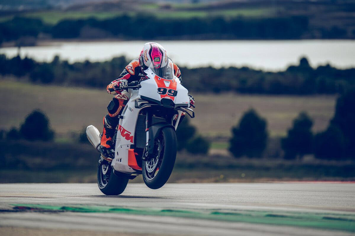 2026 KTM 990 RC R TRACK