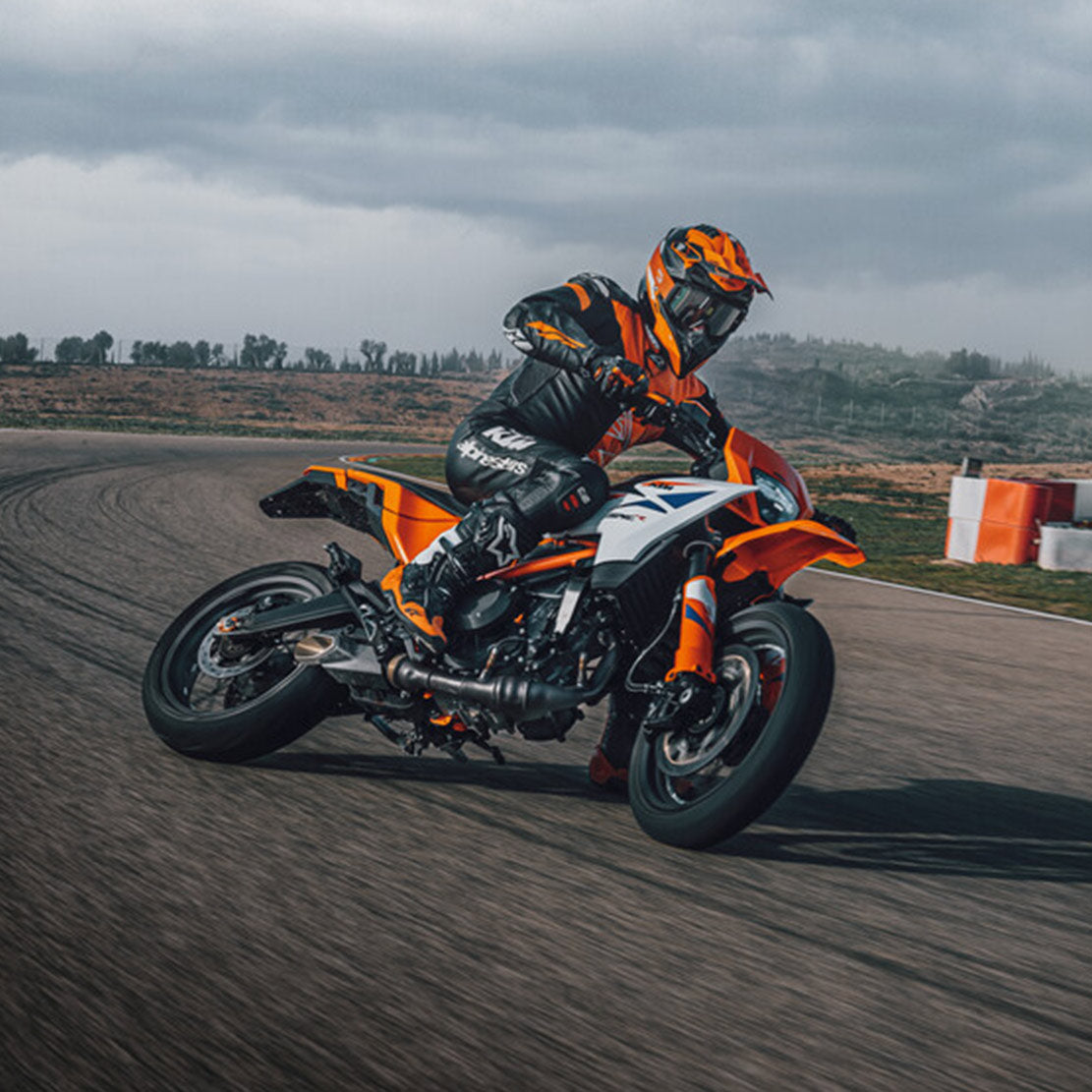2025 KTM 390 SMC R