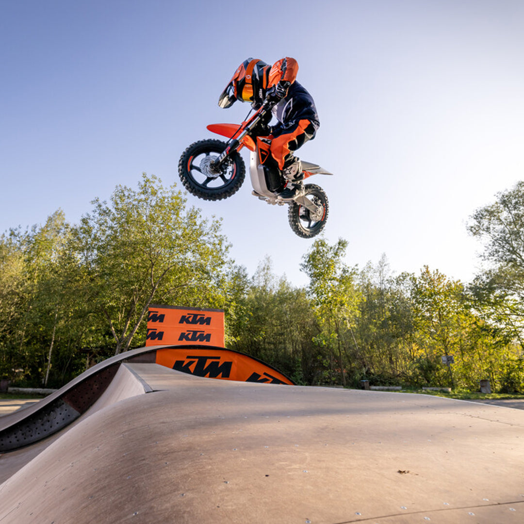 2025 KTM SX-E 2