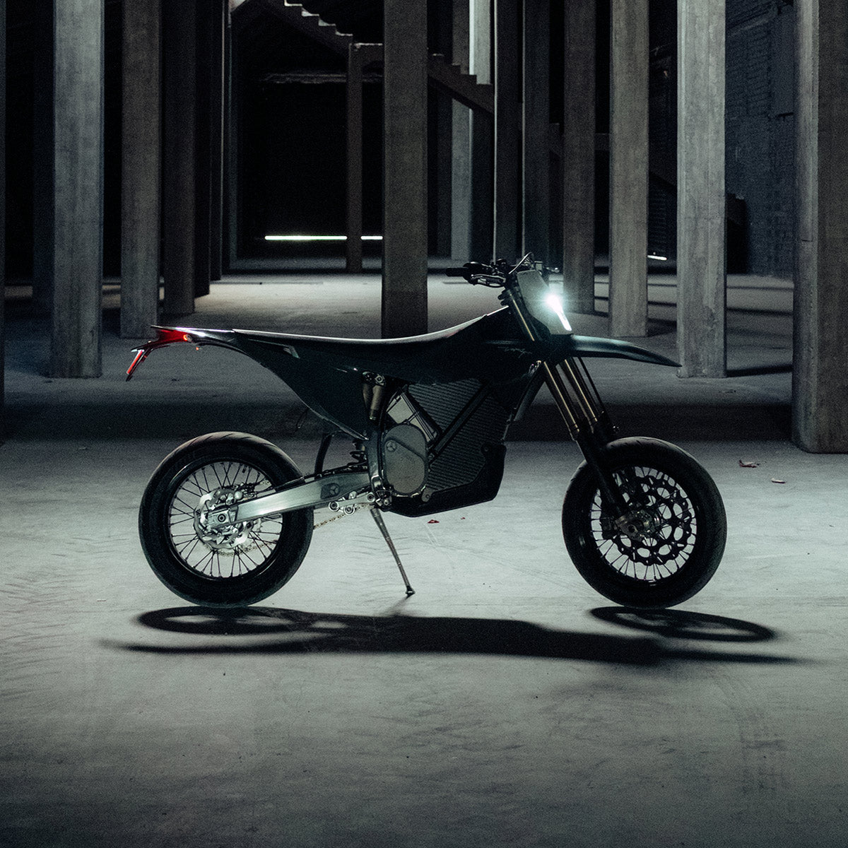 STARK VARG SM Super Moto