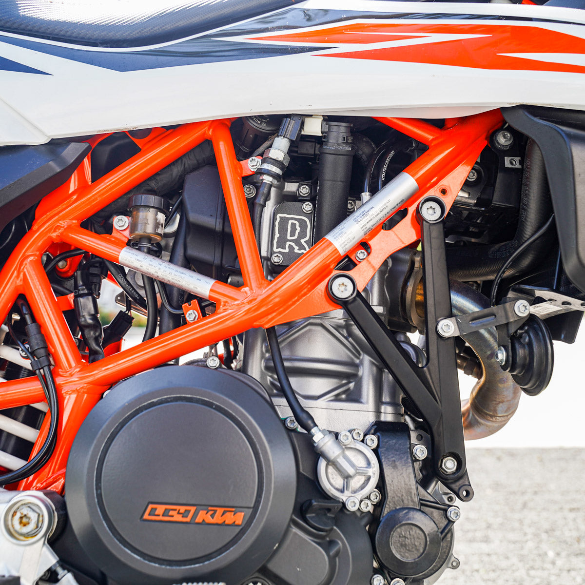2019 KTM 690 SMC R