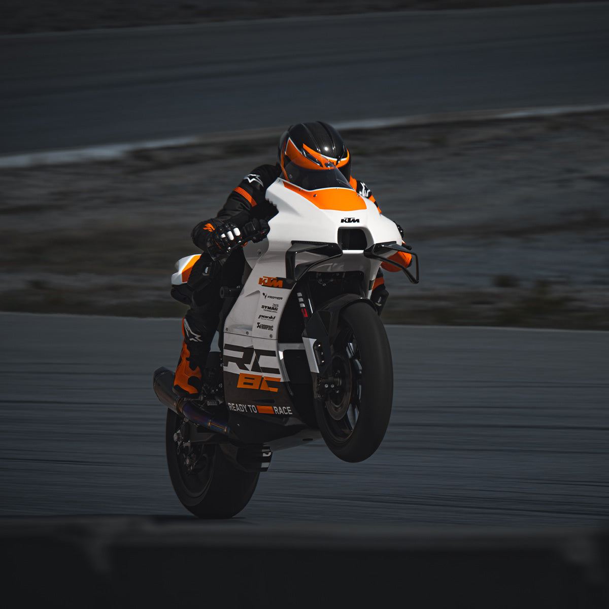 2024 KTM RC 8C