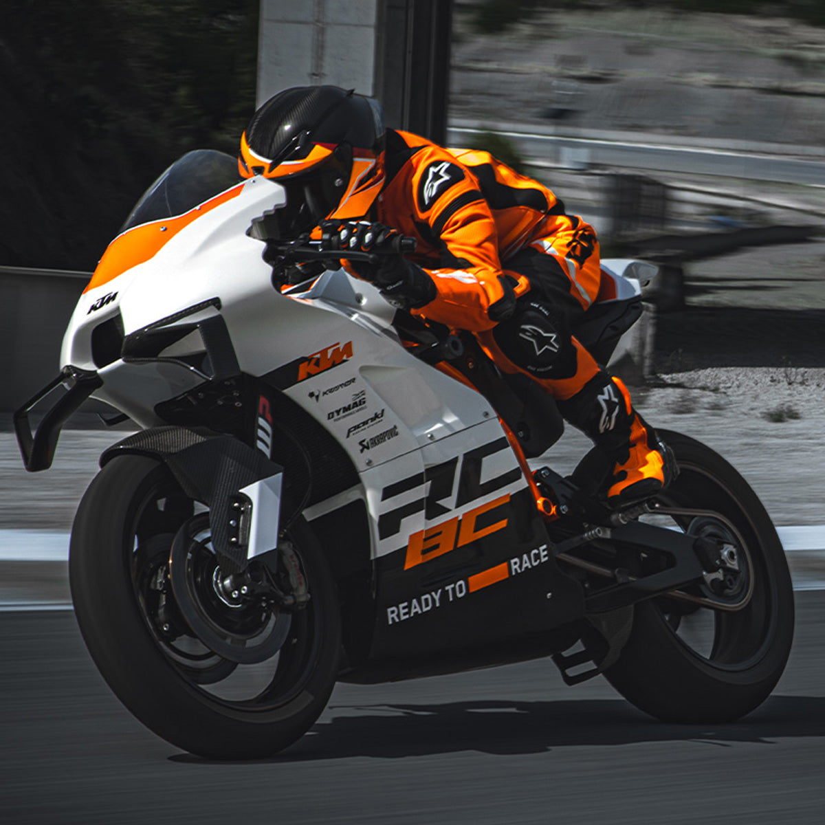 2024 KTM RC 8C