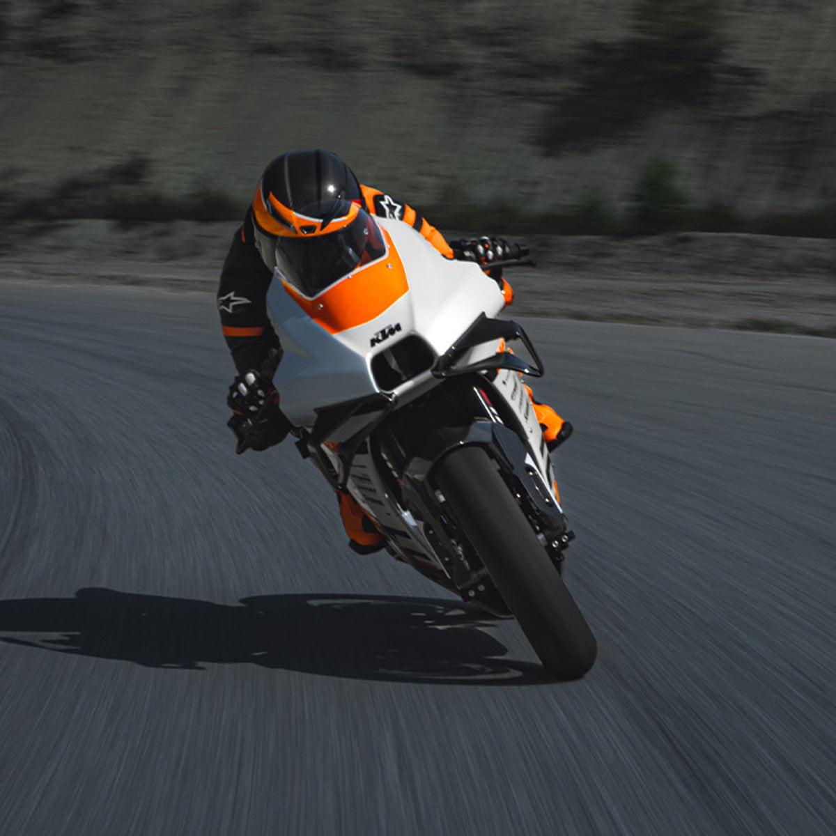 2024 KTM RC 8C