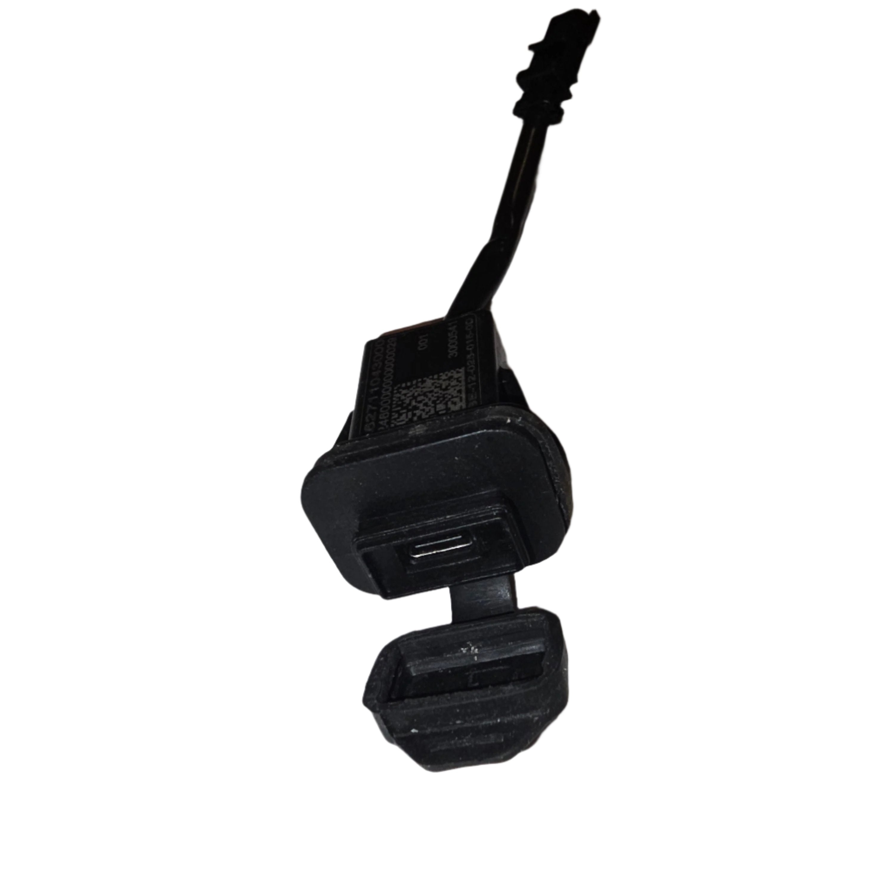 USB-C power socket, 12-V