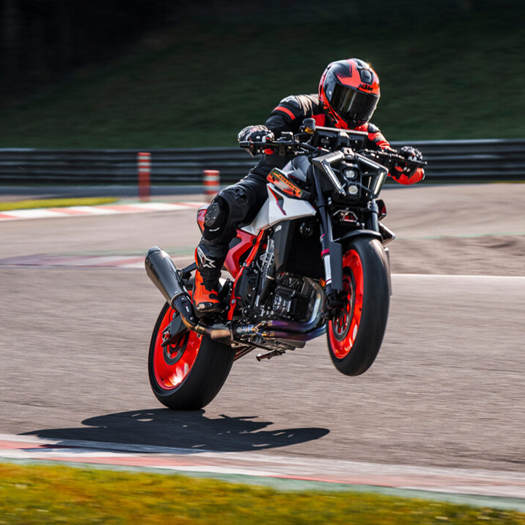 2025 KTM 990 DUKE R