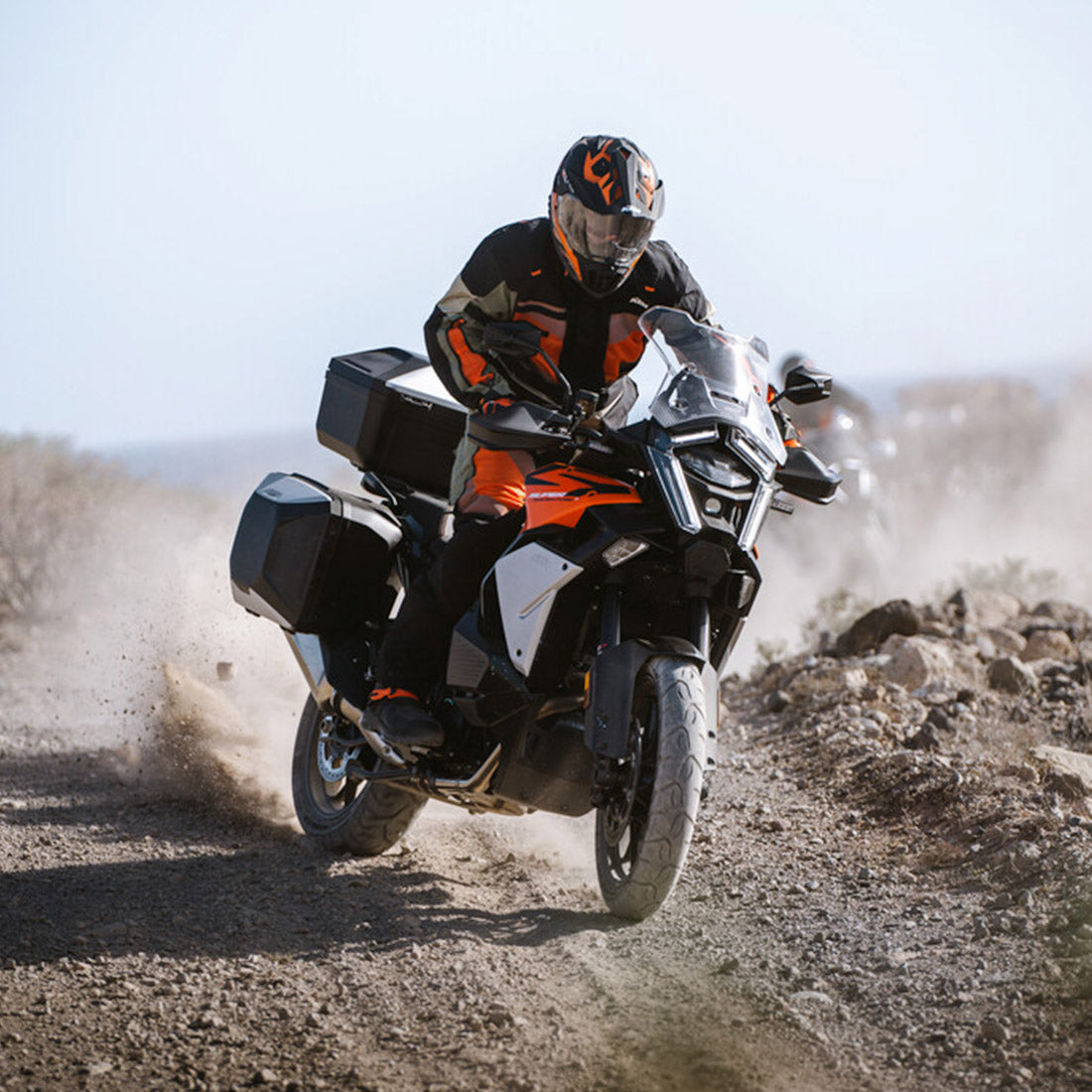 2027 KTM 1390 SUPER ADVENTURE S EVO