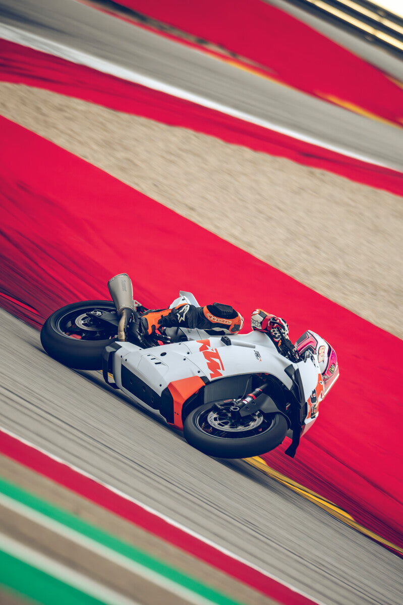 2026 KTM 990 RC R TRACK