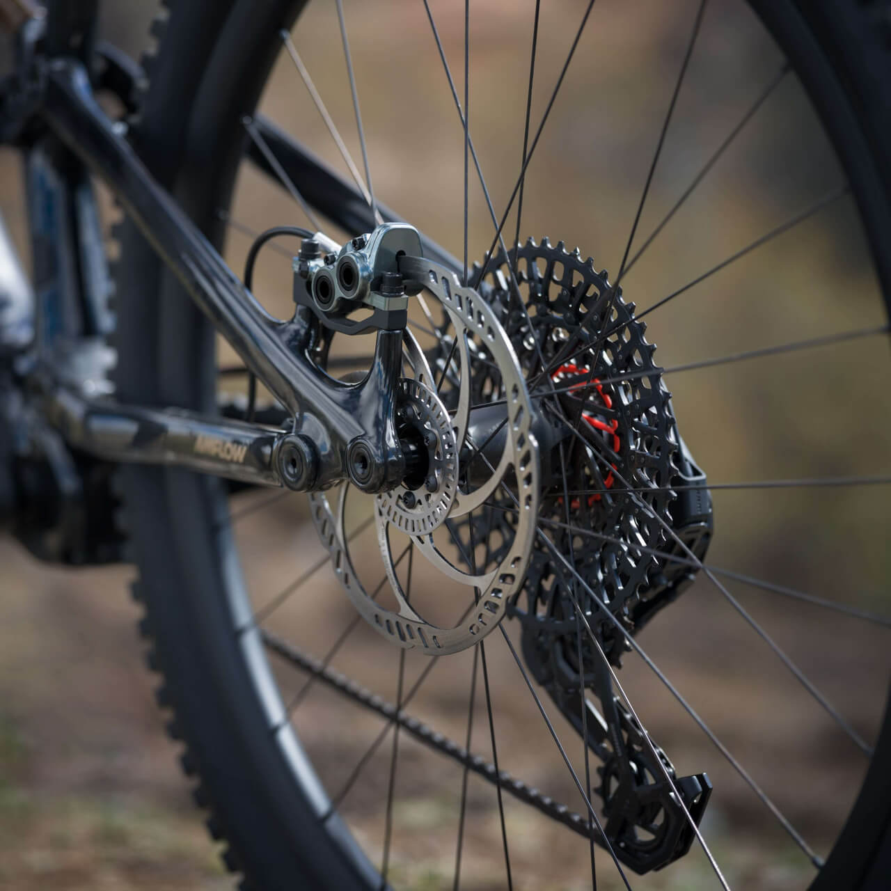 Amflow PL Carbon (800Wh) Electric Mountain Bike - product photo