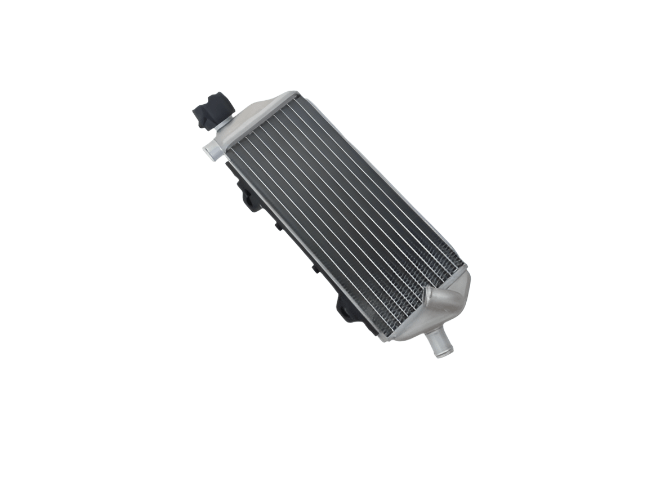 Radiator right