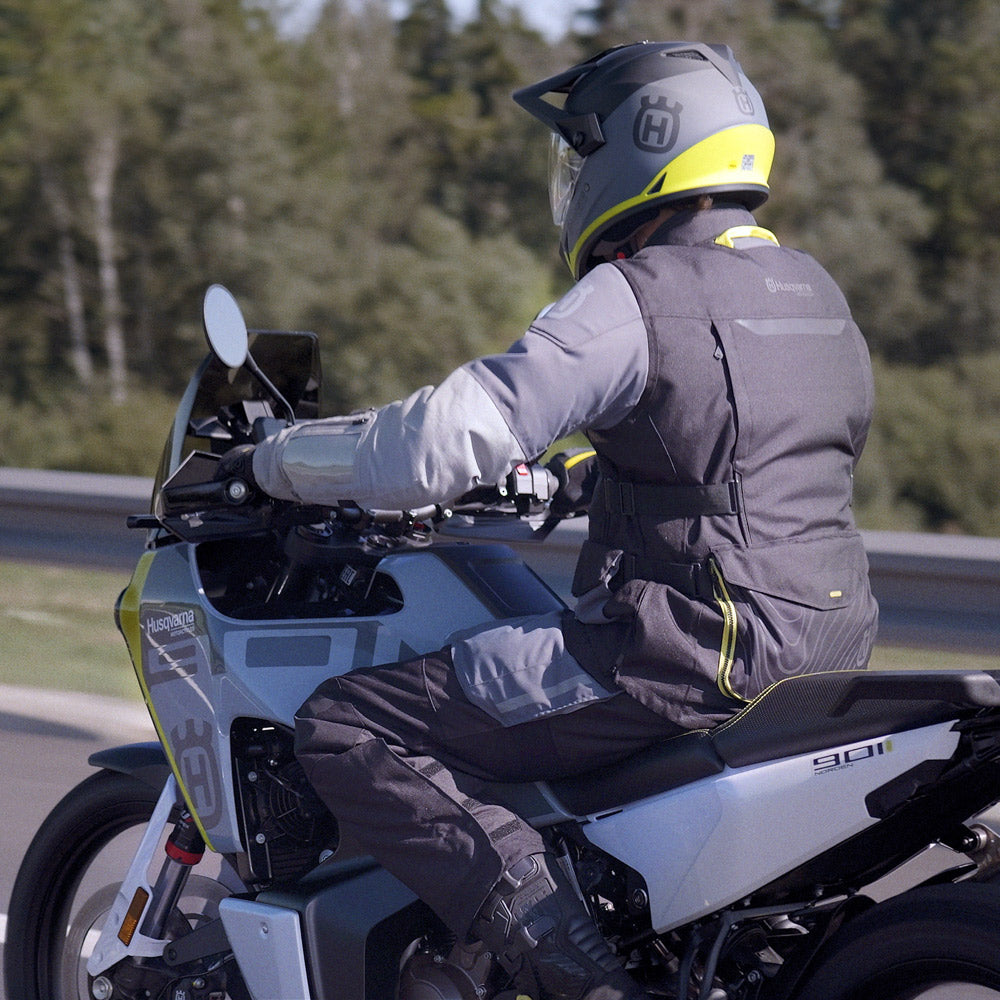 2027 Husqvarna Norden 901