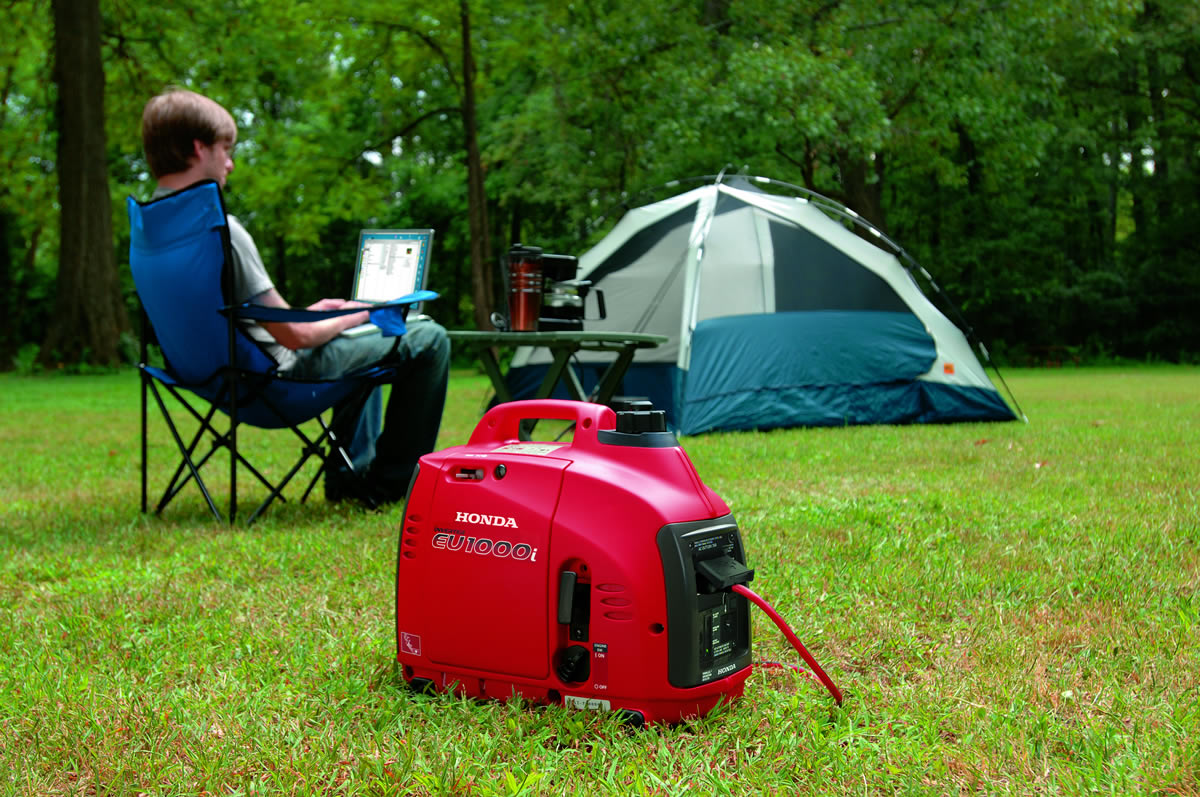 Honda EU1000i generator powering a campsite with CO-MINDER carbon monoxide detection
