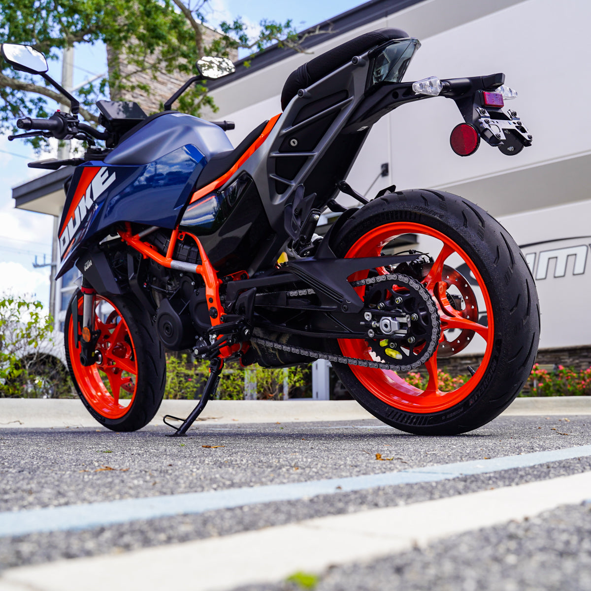 2025 KTM 390 Duke