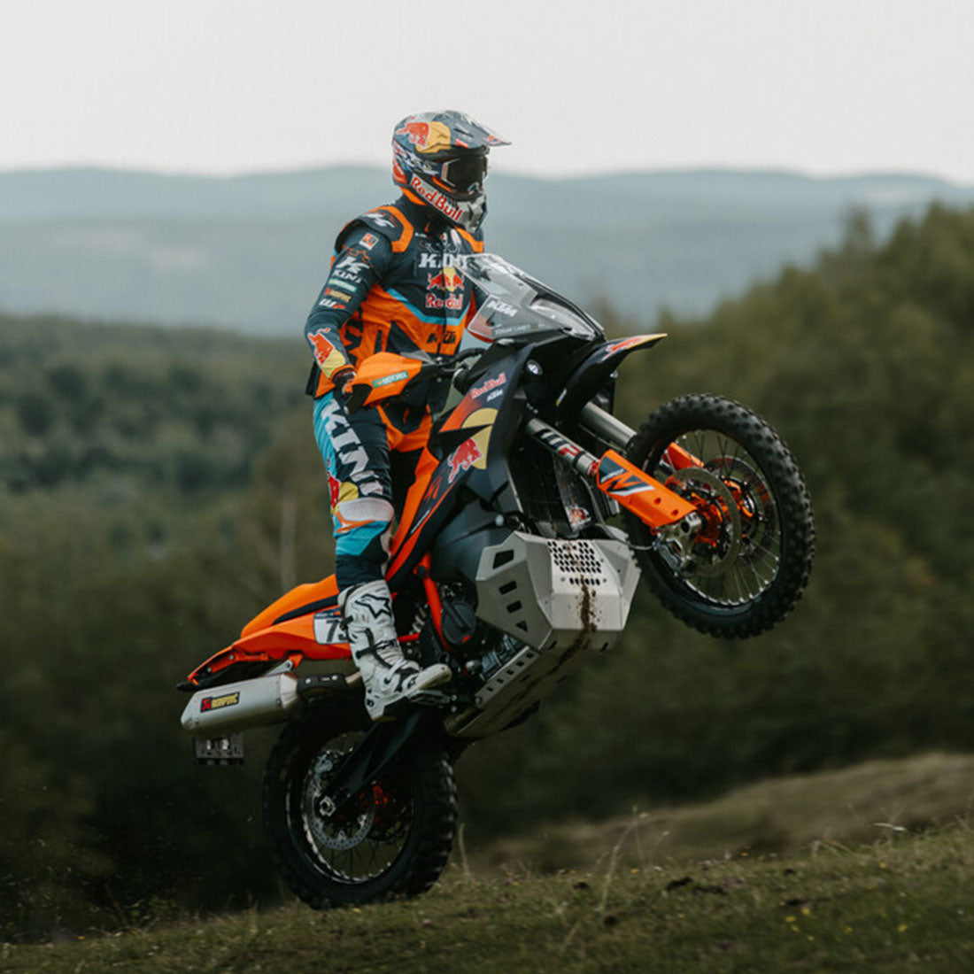 2027 KTM 890 ADVENTURE R RALLY